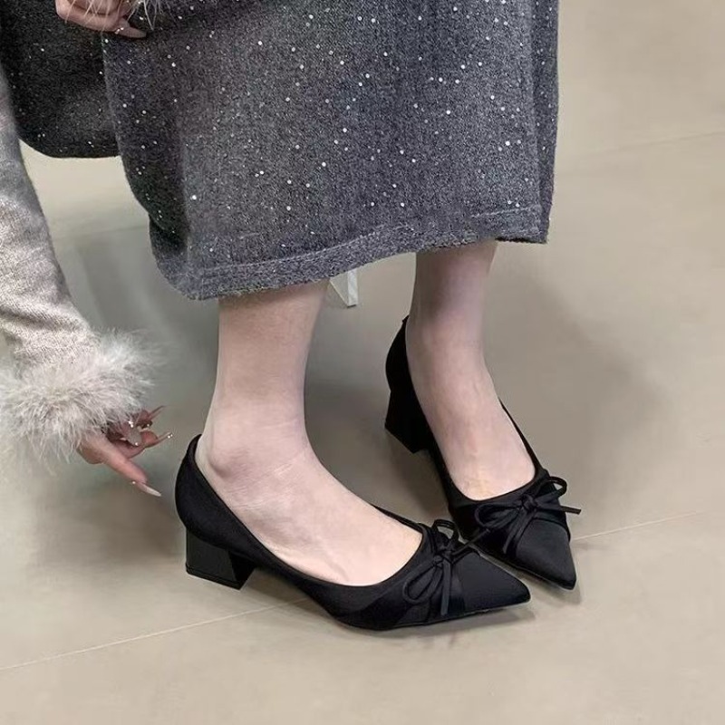 Scarpe singole retrò di media  - Women'S Fashion Belts recensione e prezzo